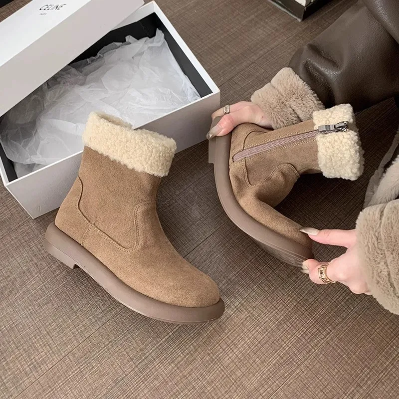 2024 Nuevas botas de envío gratis Diseñador zapatos para hombres para hombres Botas de nieve de invierno para mujeres