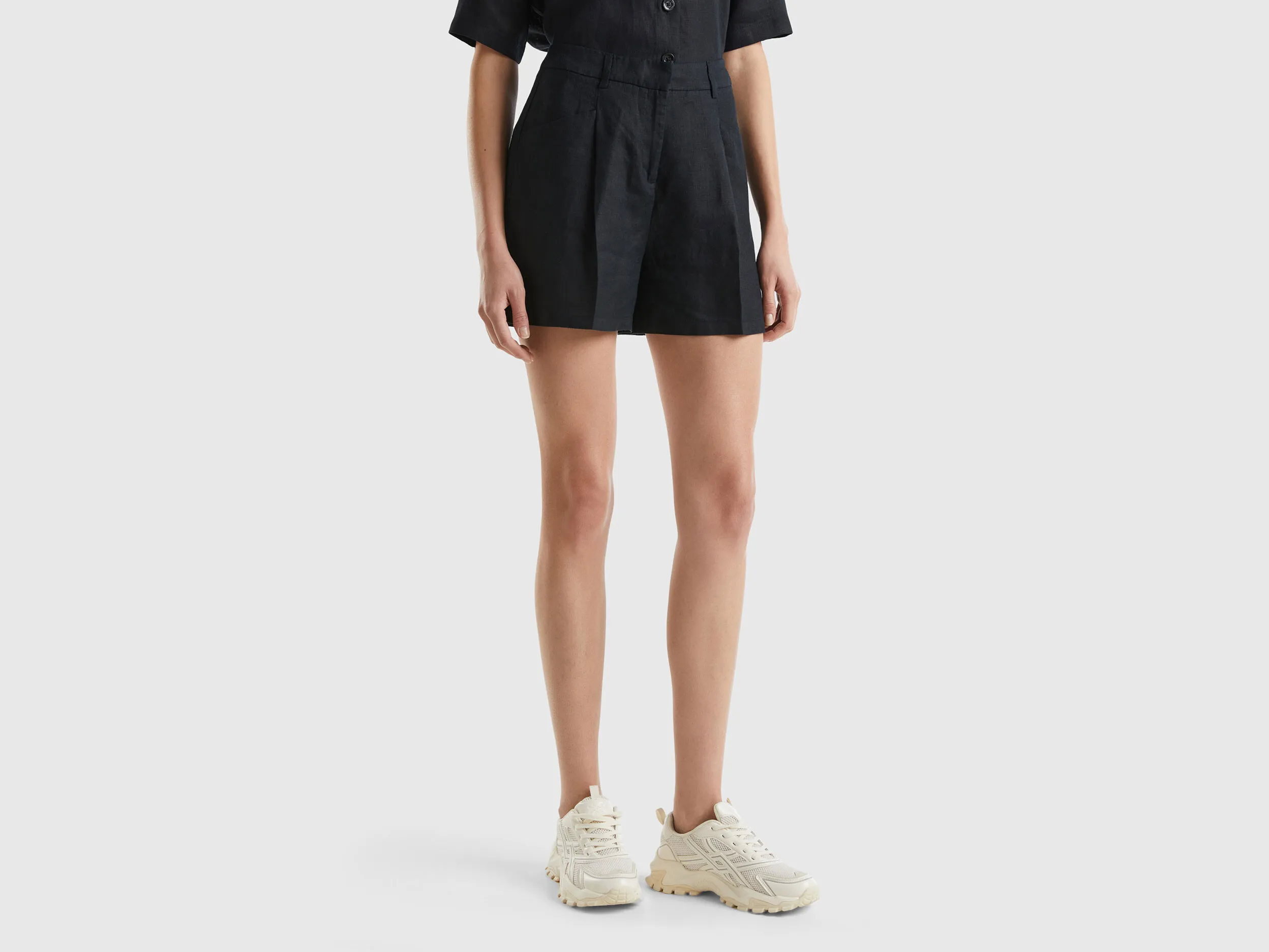 Bermudas de lino puro