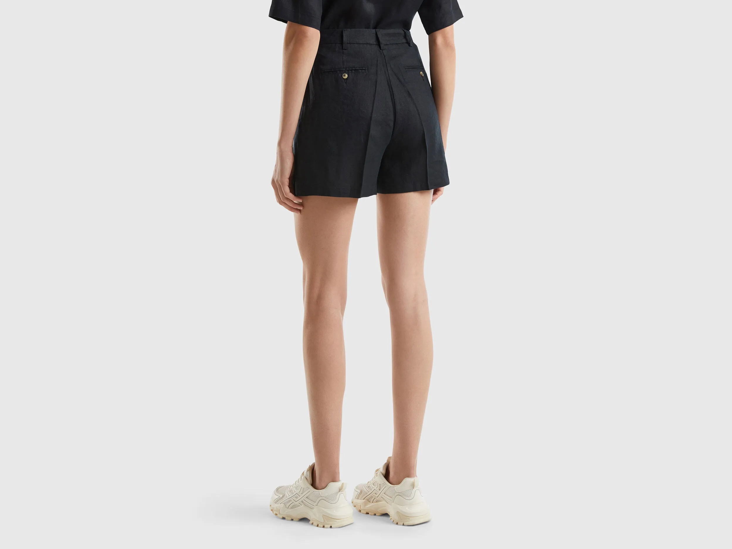 Bermudas de lino puro