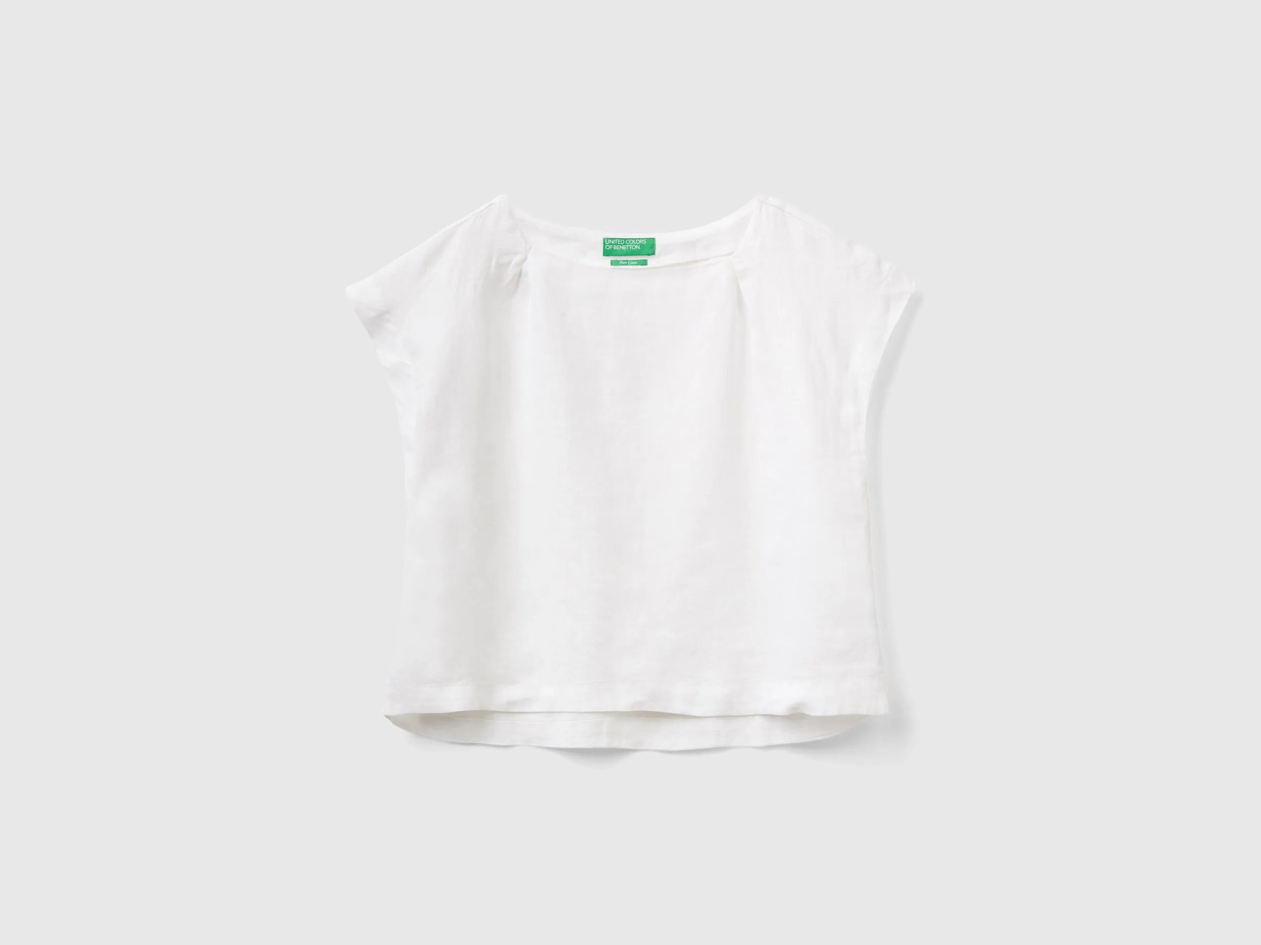Blusa de lino puro con cuello cuadrado