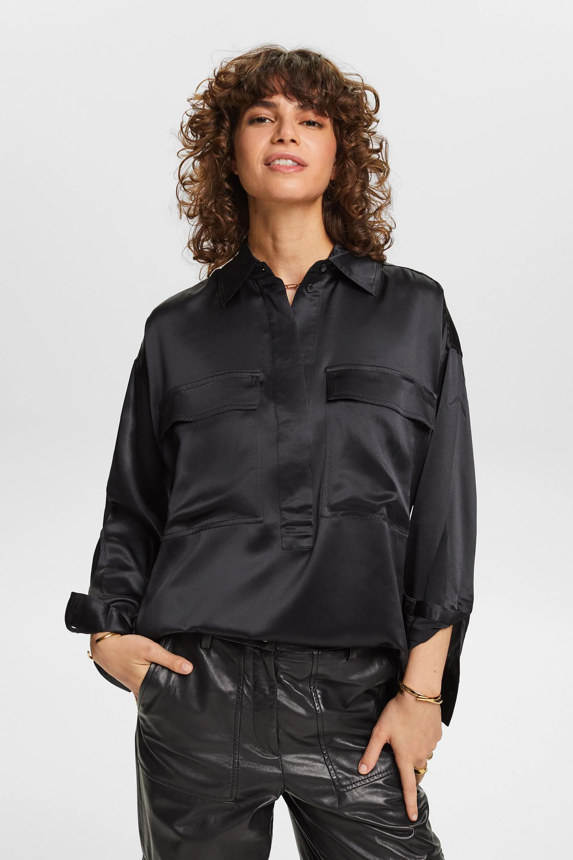 Blusa de satén de seda