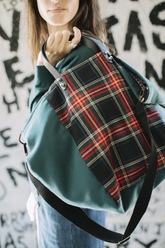 BOLSO DE LANA  ESTAMPADO ESCOCéS Y LANA VERDE TARTáN