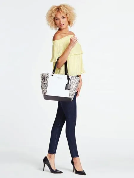bolso guess kamryn animalier