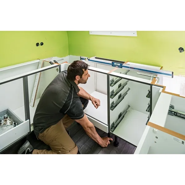 BOSCH  GIM 120  BARRA DE NIVEL, 1200 MM, 10 / + 50 GRADO C, MúLTIPLES UNIDADES DE MEDIDA, DESCONEXIóN AUTOMáTICA, BOLSA TEXTI