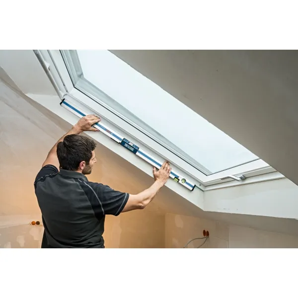 BOSCH  GIM 120  BARRA DE NIVEL, 1200 MM, 10 / + 50 GRADO C, MúLTIPLES UNIDADES DE MEDIDA, DESCONEXIóN AUTOMáTICA, BOLSA TEXTI