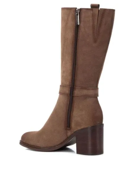 Bota Carmela con tacón en taupe