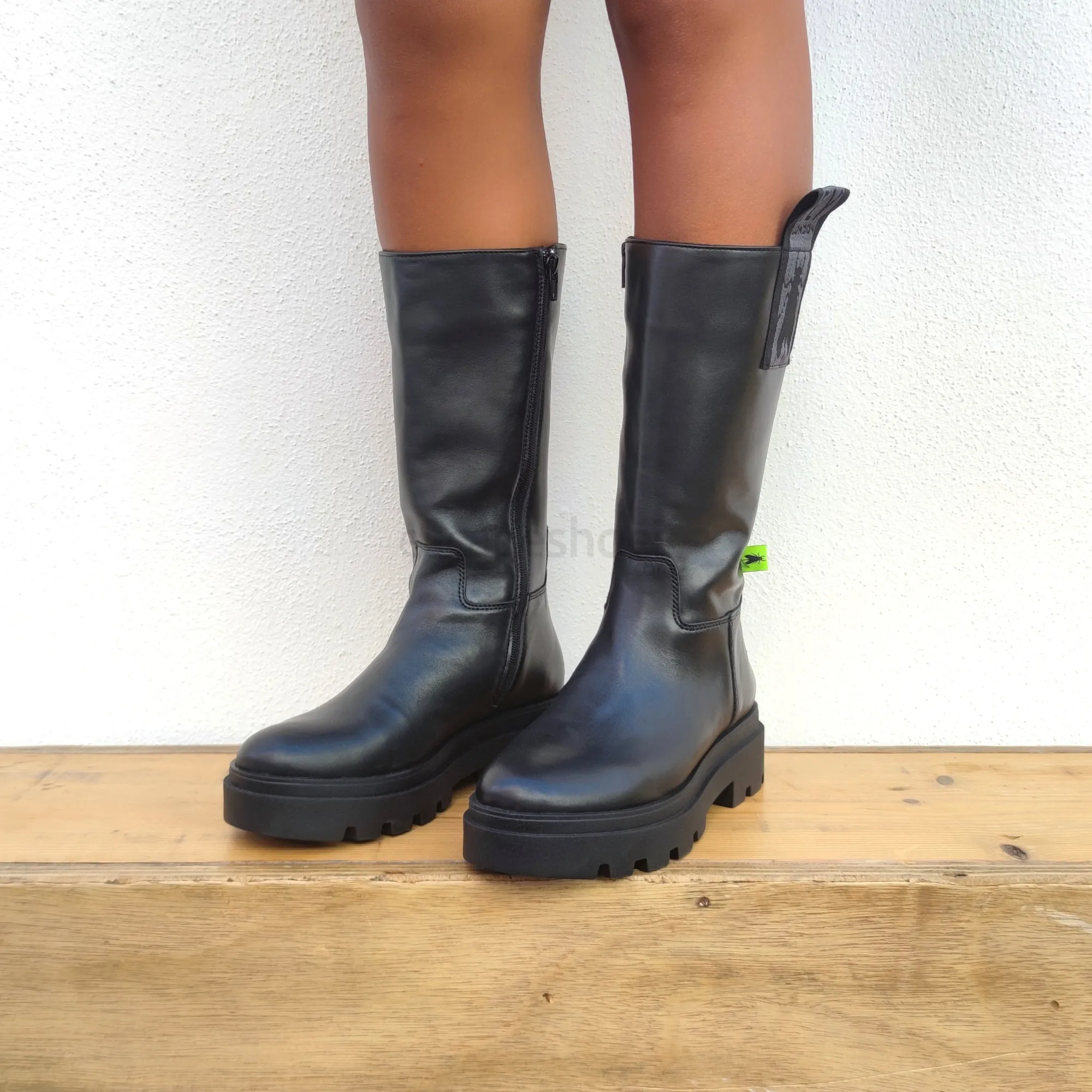 Botas FLY LONDON Jalo882 Naomi Black P144882000