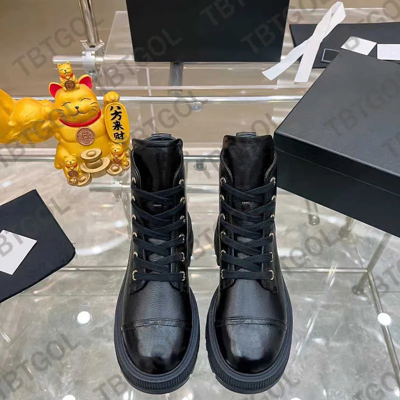 Botas martin, botas de diseñador para mujer, zapatos de cuero con cordones, botas altas hasta el muslo, mini bota clásica de Aus