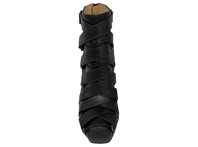 Botines de cuero de tacón alto con detalles de correa Christian Louboutin Negro 