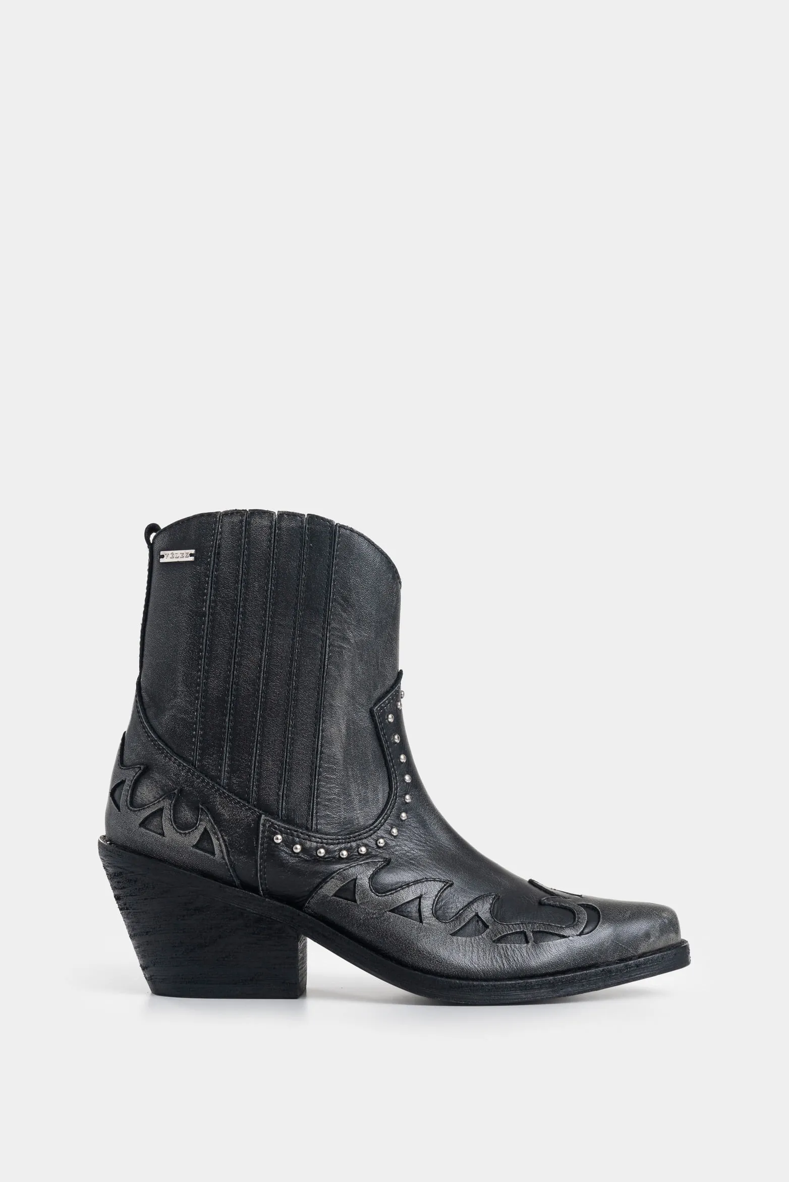Botines Namib de cuero brush off para mujer taches