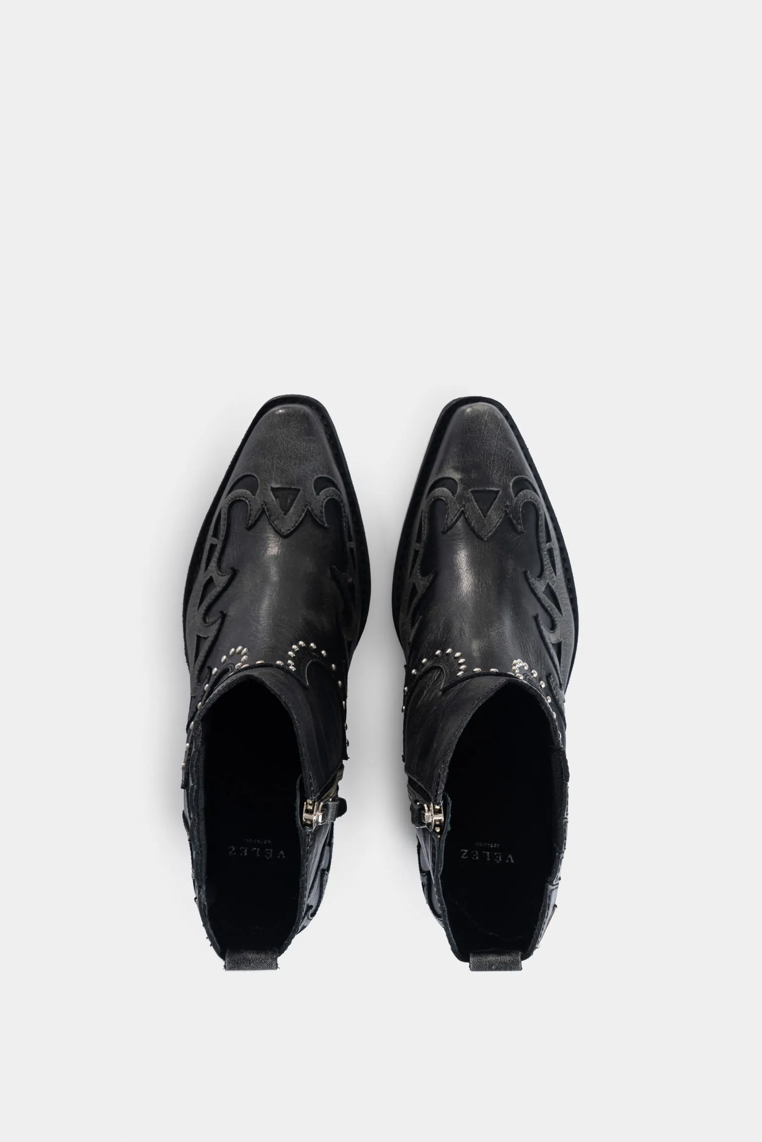 Botines Namib de cuero brush off para mujer taches
