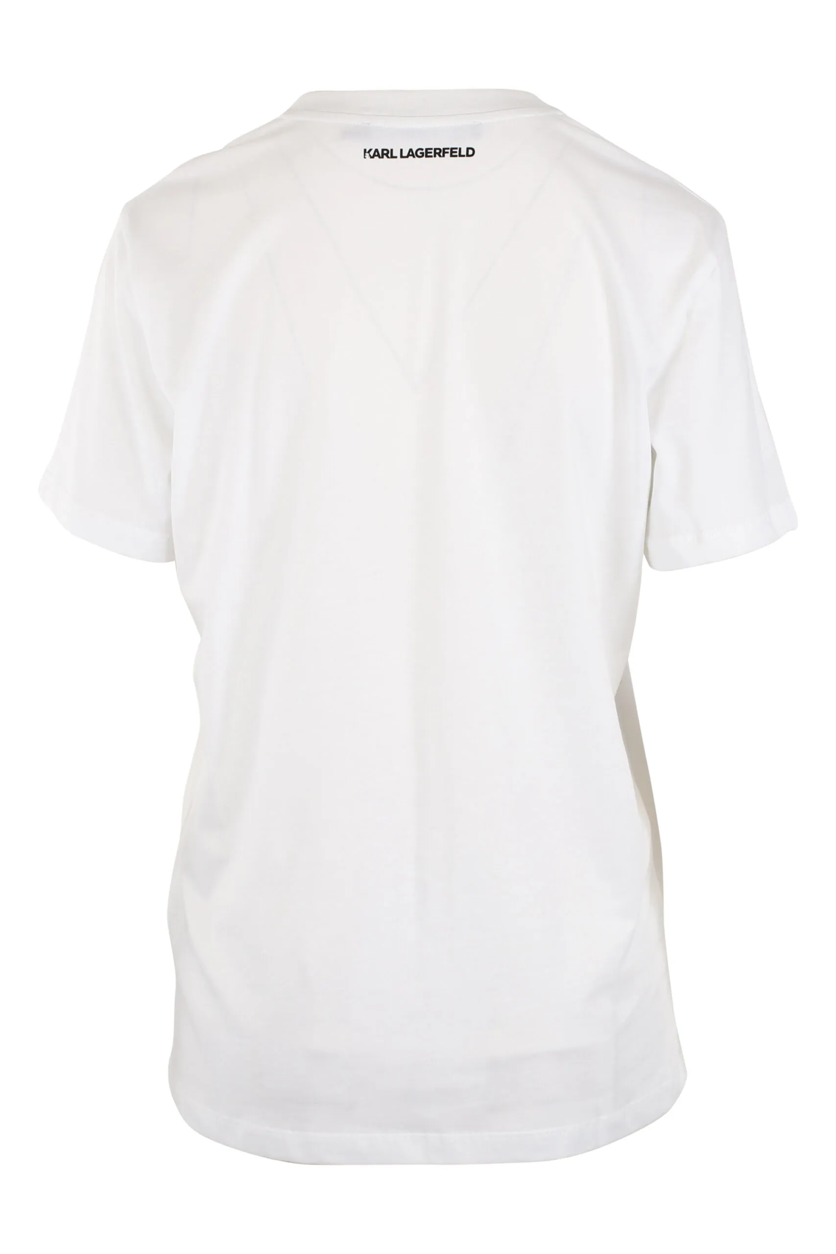 Camiseta blanca con maxilogo gráfico