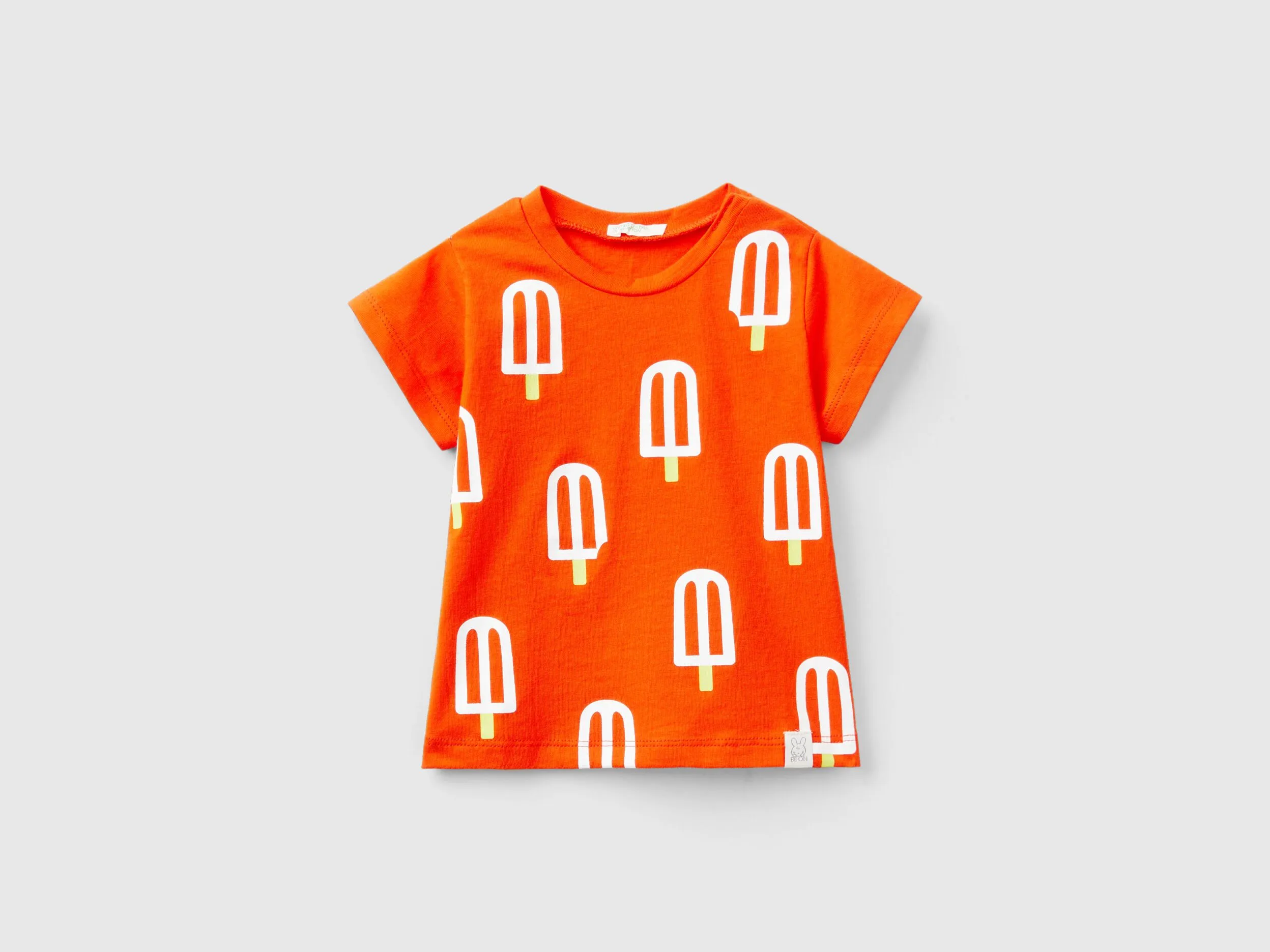 Camiseta con estampado de helados