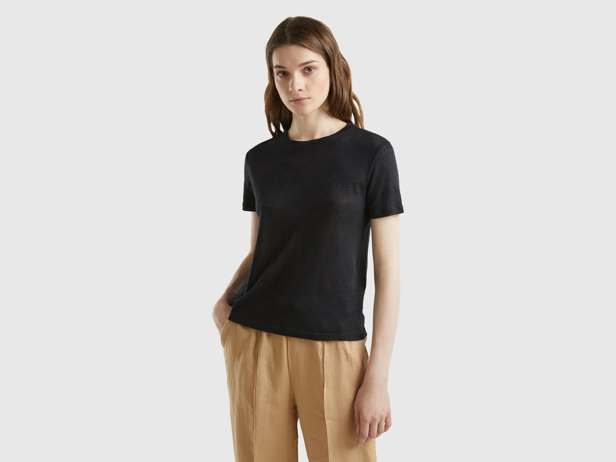 Camiseta de lino puro con cuello redondo