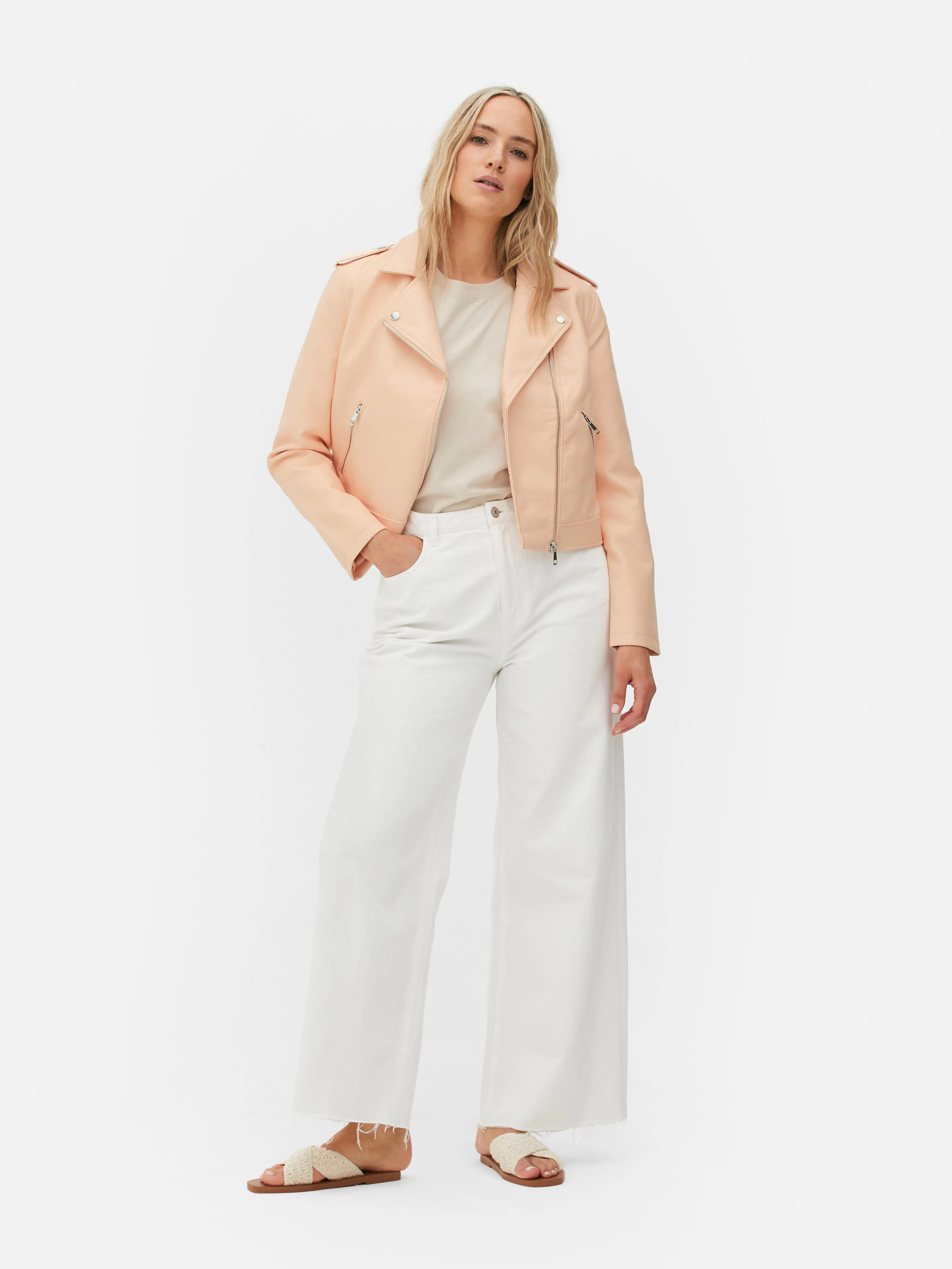 Chaqueta motera básica de cuero sintético