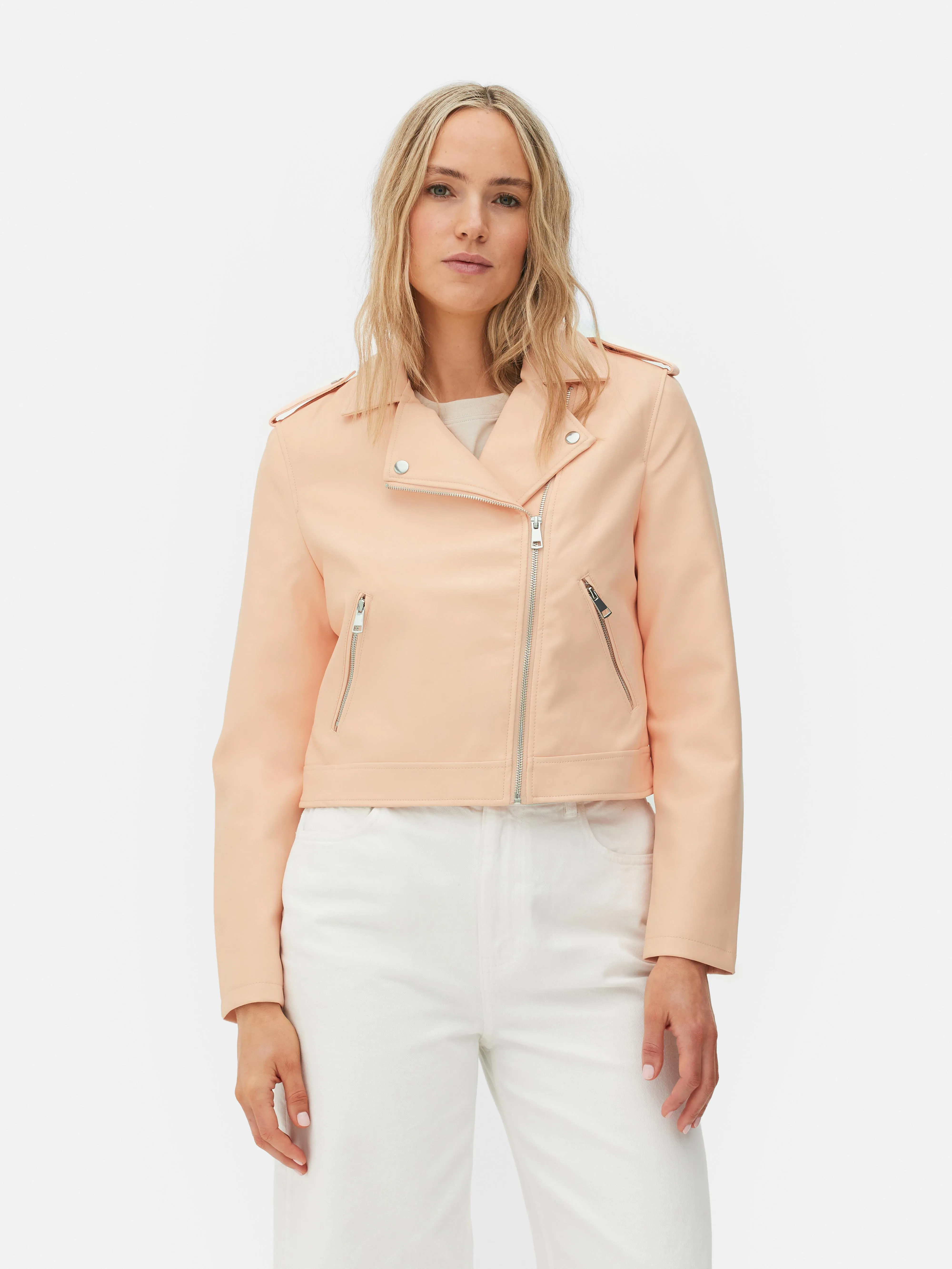 Chaqueta motera básica de cuero sintético