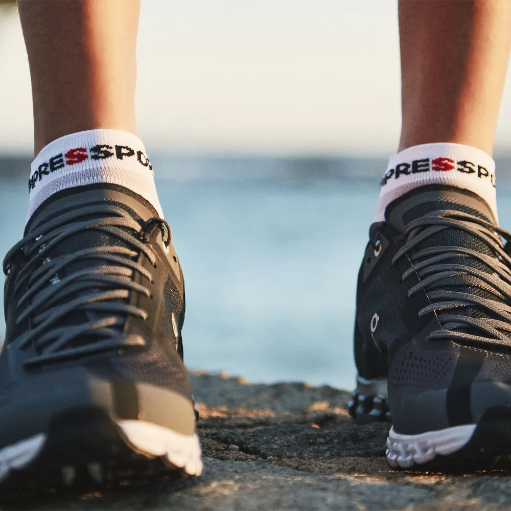 COMPRESSPORT CALCETINES COMPRESSPORT PRO RACING V4.0 ULTRALIGHT RUN LOW  AW22