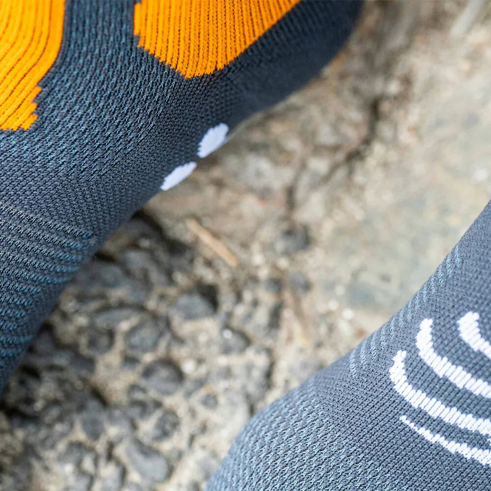 COMPRESSPORT HIKING CALCETINES  AW24