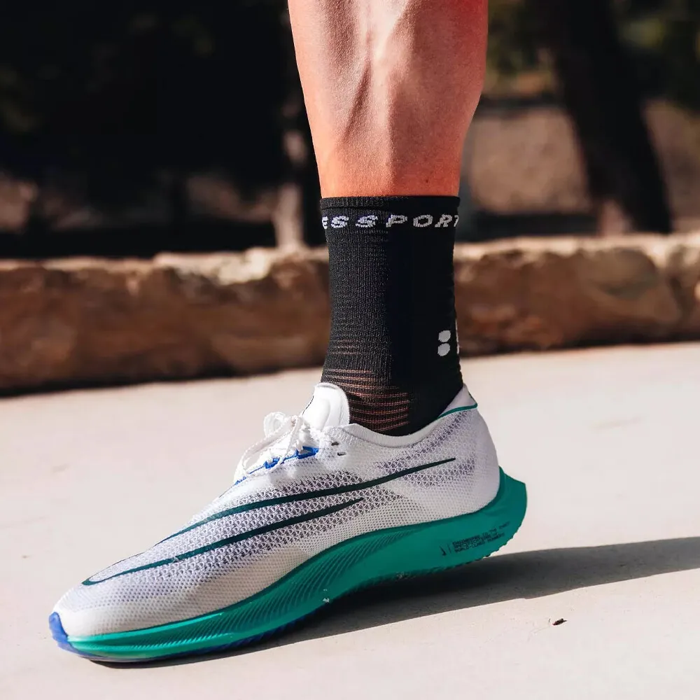 COMPRESSPORT PRO MARATHON CALCETINES V2.0  SS24