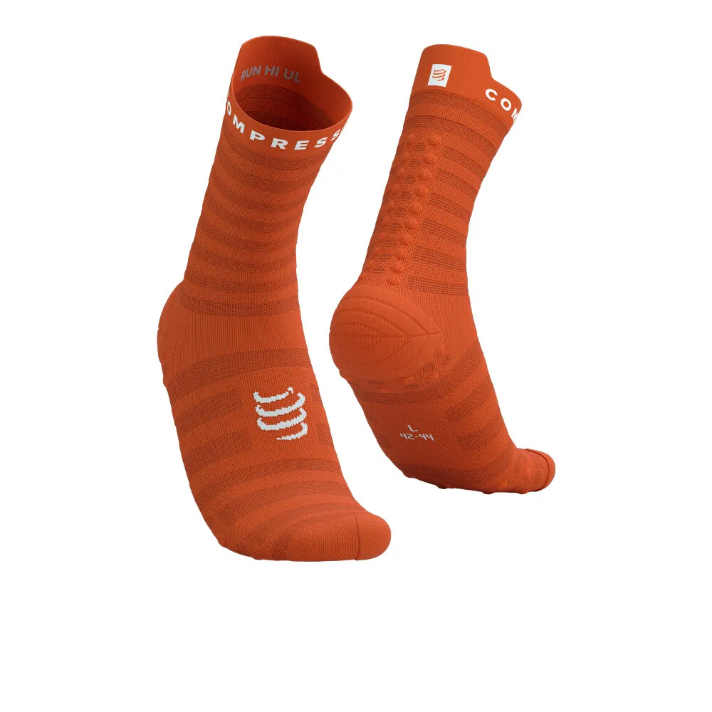 COMPRESSPORT PRO RACING V4.0 ULTRALIGHT RUN HIGH CALCETINES  AW24