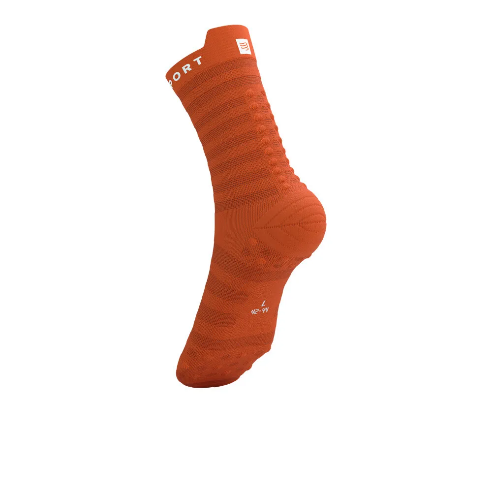 COMPRESSPORT PRO RACING V4.0 ULTRALIGHT RUN HIGH CALCETINES  AW24