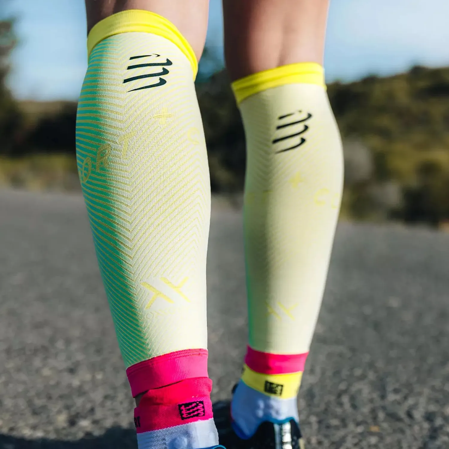 Compressport R2 Oxygen Logo Pantorrilleras de Compresión