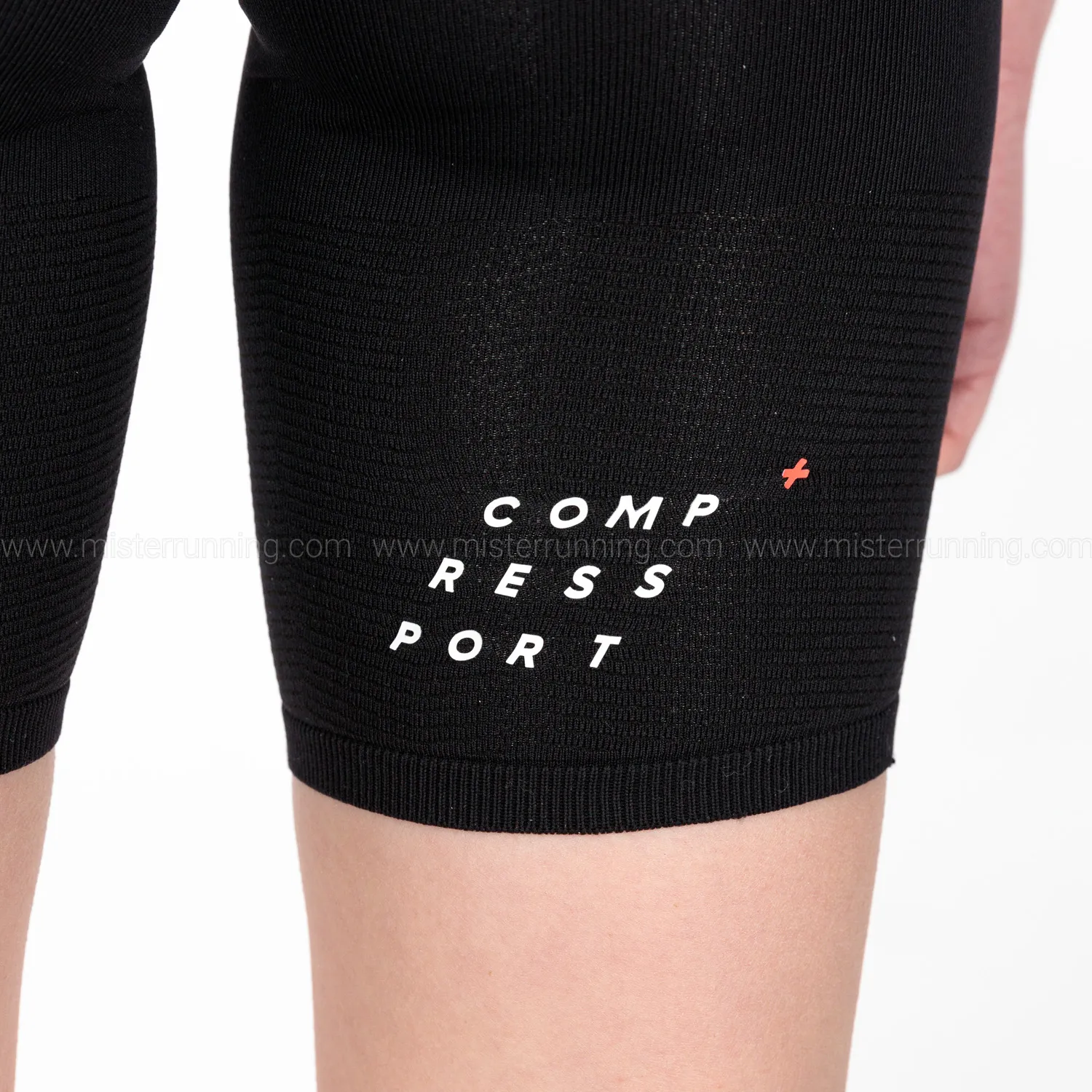 Compressport Under Control 8in Shorts