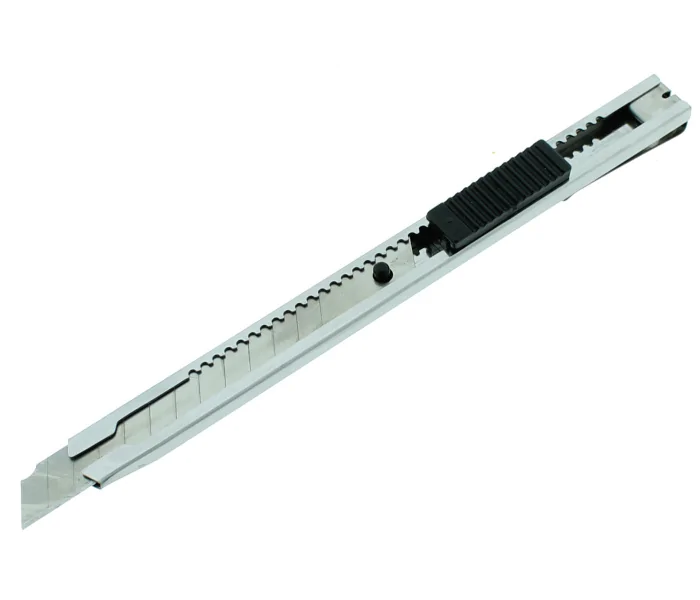 CROP CUCHILLO DE CORTE RVS 9MM  PEQUEñO