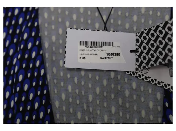 Diane Von Furstenberg Vestido cruzado de vuelo Irina en seda azul 