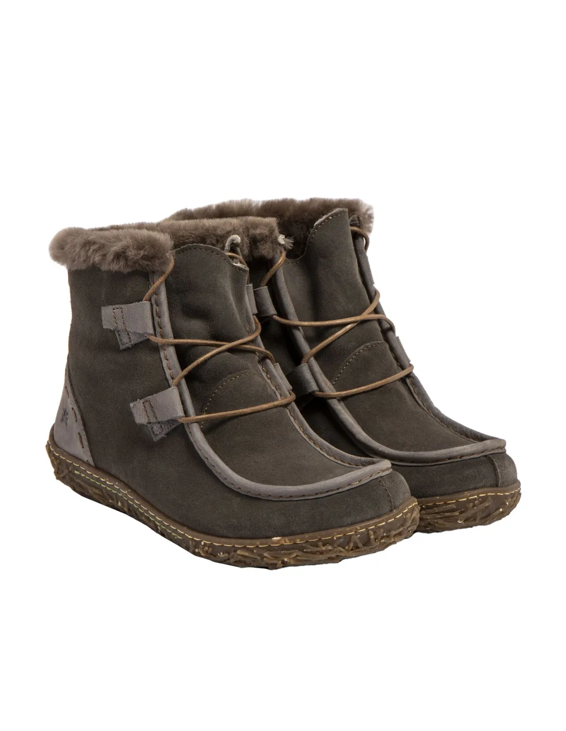 El Naturalista N5449, bota