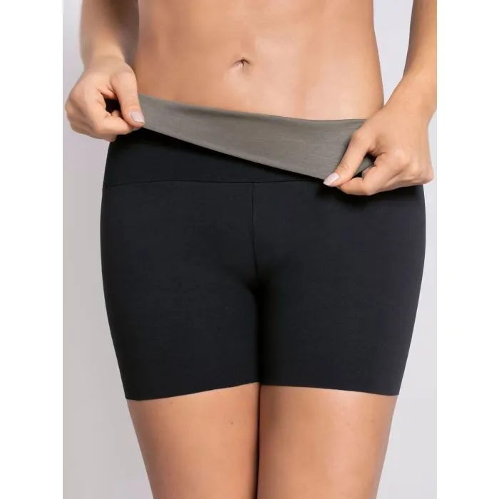 Faja short de control moderado aspecto invisible con fajón antideslizante Leonisa 012970