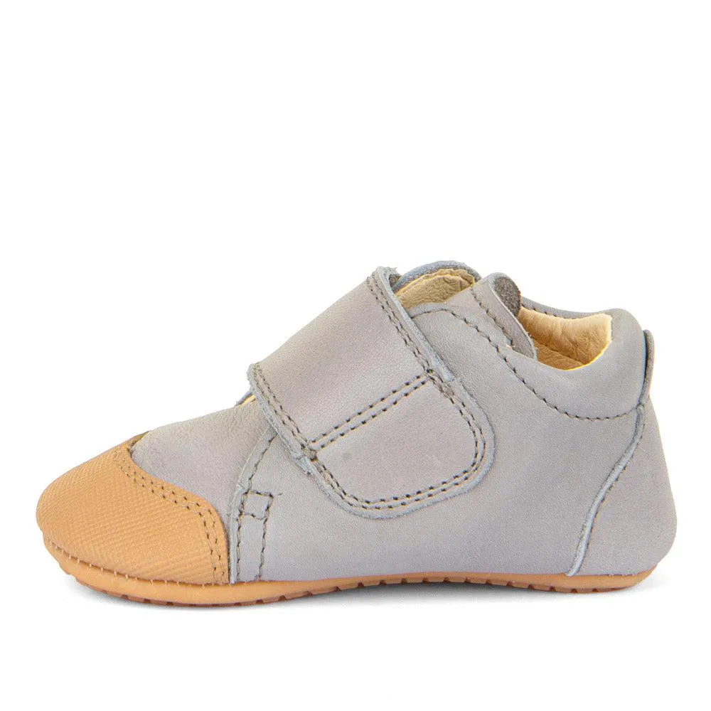 FRODDO PREWALKERS CON REFUERZO EN LA PUNTERA  LIGHT GREY