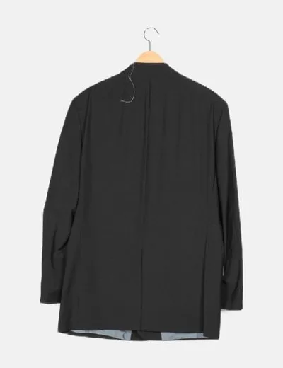 Hugo Boss Americana y pantalón negro