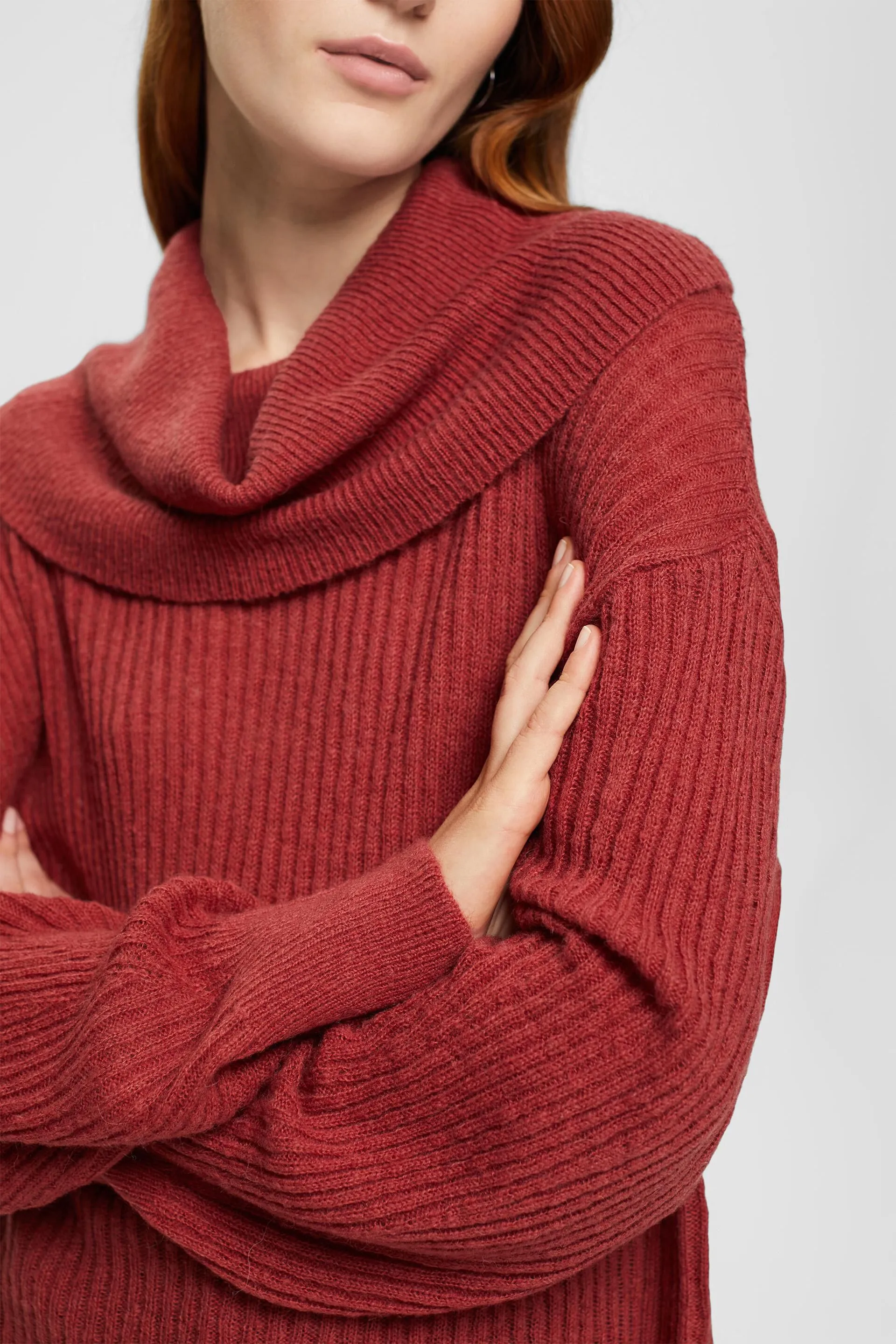 Jersey de cuello alto en mezcla de lana