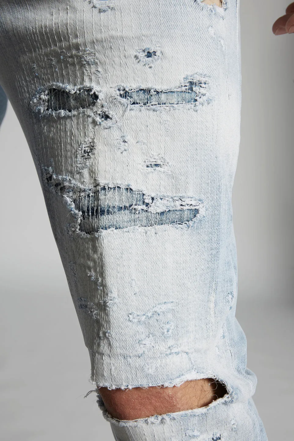 LIGHT PIRANA WASH SKATER JEANS