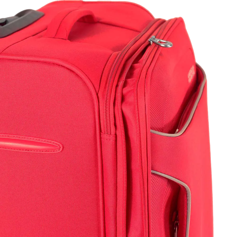 Maleta Suave LAYTON SPINNER 69/25 EXP Mediana RED