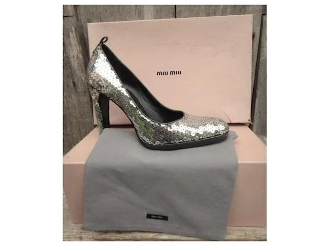 Miu Miu Zapatos de tacón Plata 