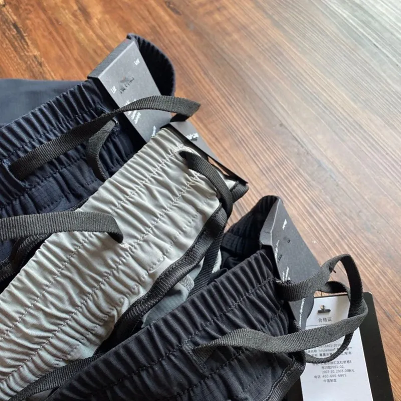 MN169 Men jogger pantalones largos deportes atuendo de yoga bolsas de gimnasia pantalones de chándal pantalones para hombres par