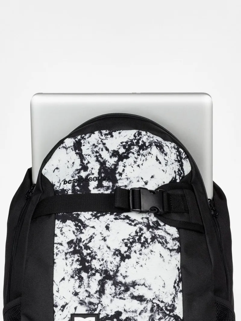 Mochila DC EDYBP03083 Backpack Grind II bolsillo ordenador negra y blanca SKATEPACK