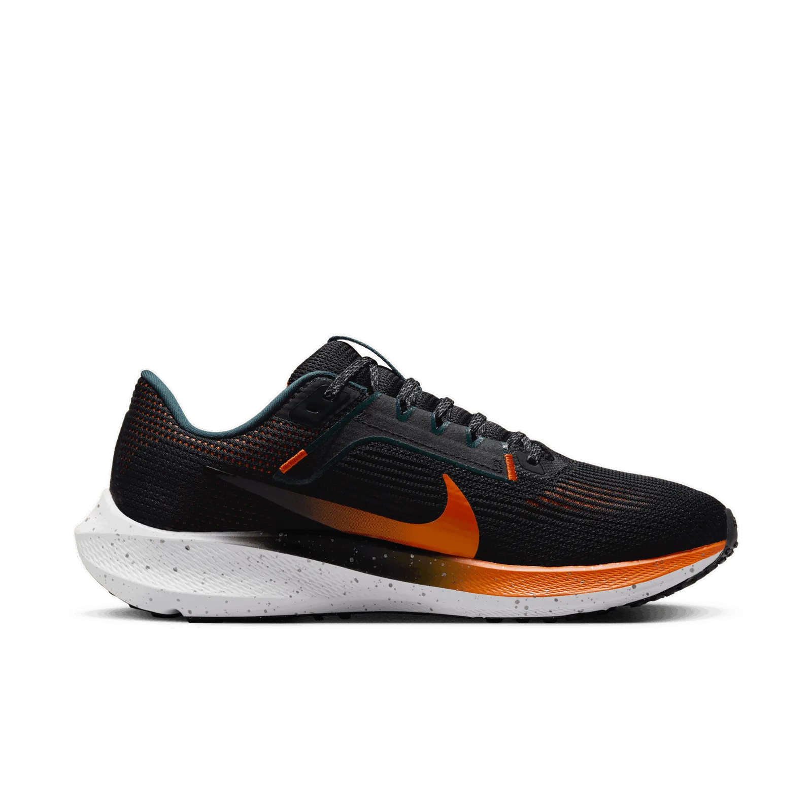 Nike Pegasus 40