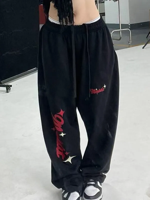Pantalones de chándal con diseño colgante y estampado de letras Hip Pop