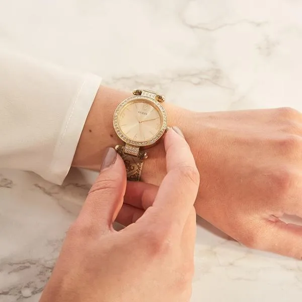 reloj guess astral bicolor