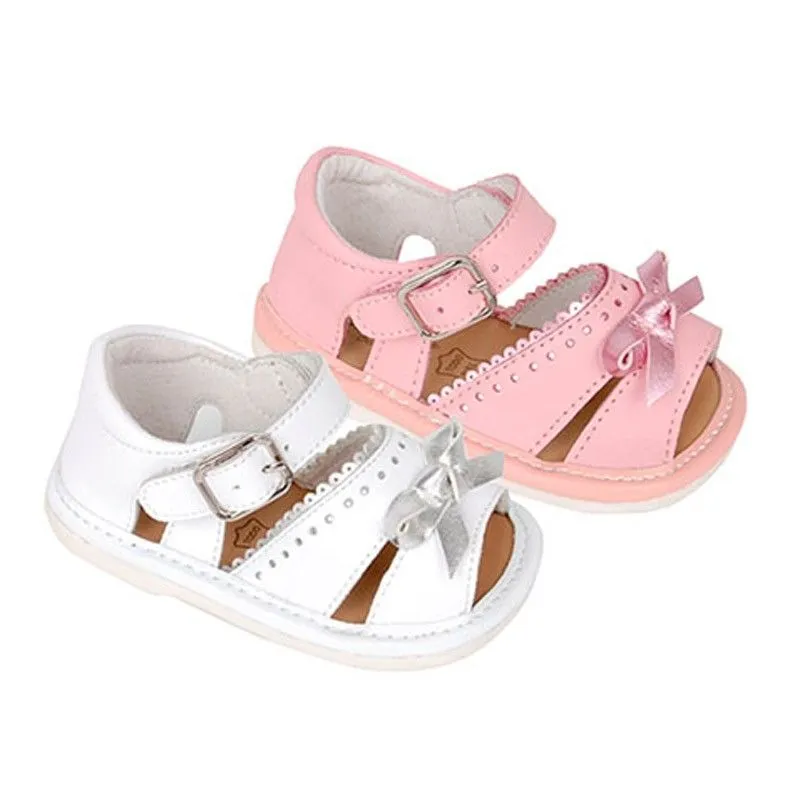 Sandalias bebe de piel con lazo