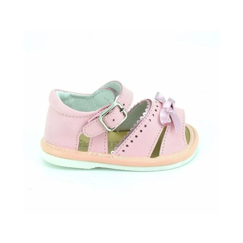 Sandalias bebe de piel con lazo