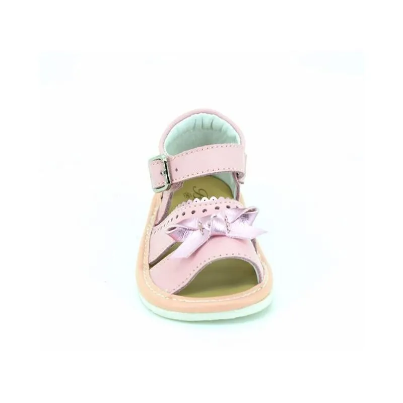 Sandalias bebe de piel con lazo