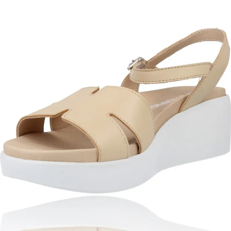 Sandalias Casual con Cuña de Piel para Mujeres de Pepe Menargues 10541