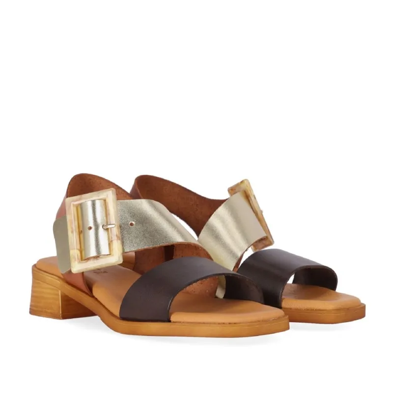 Sandalias De Tacón Chika10 Polea Mujer Oro