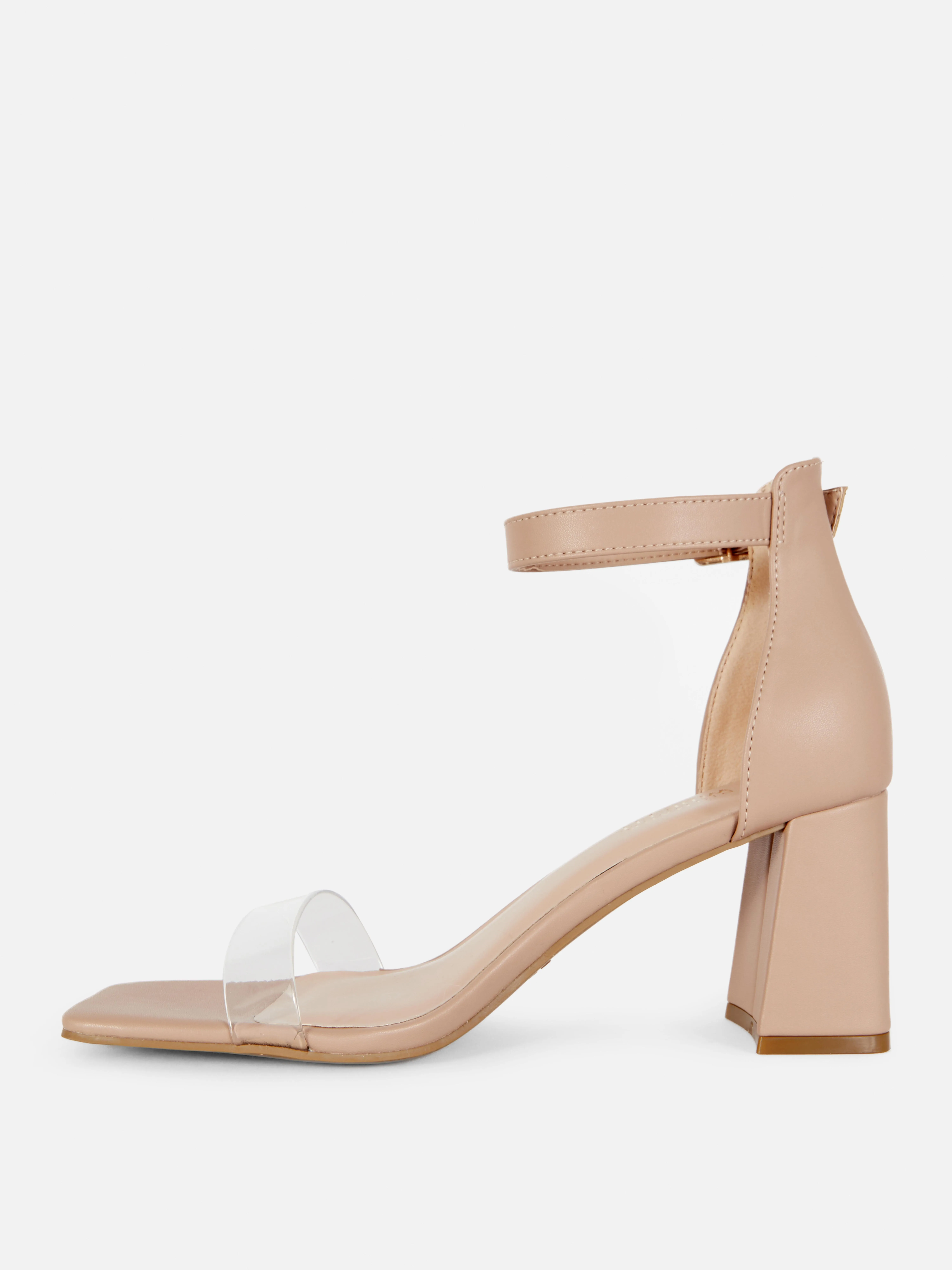 Sandalias de tacón grueso con tira de plexiglás