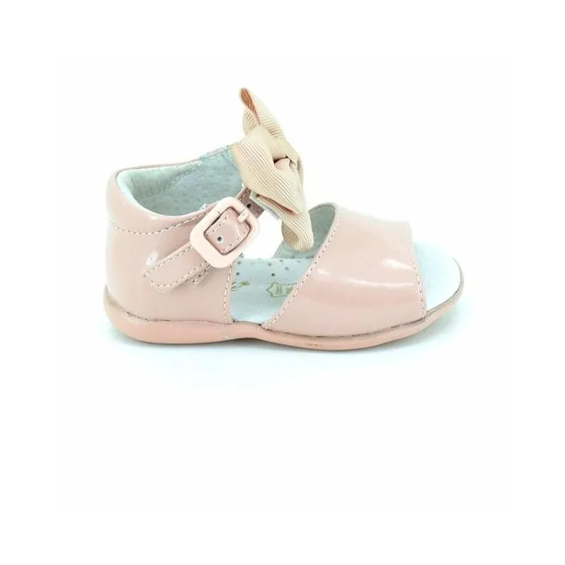 Sandalias niña con lazo