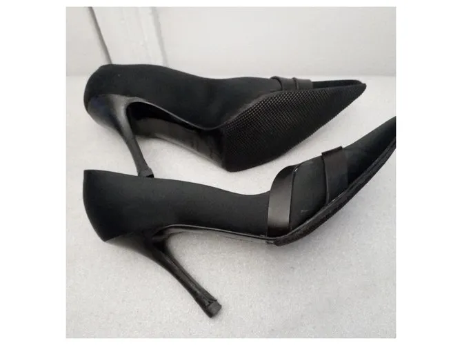 Sergio Rossi Zapatos de cuero y satén. Negro 